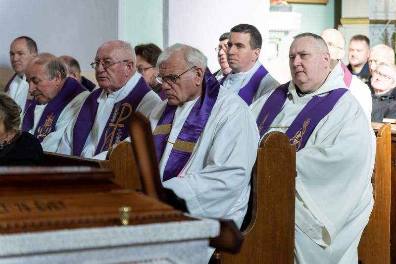 2025_11_10_bagi sandor temetes_30.jpg